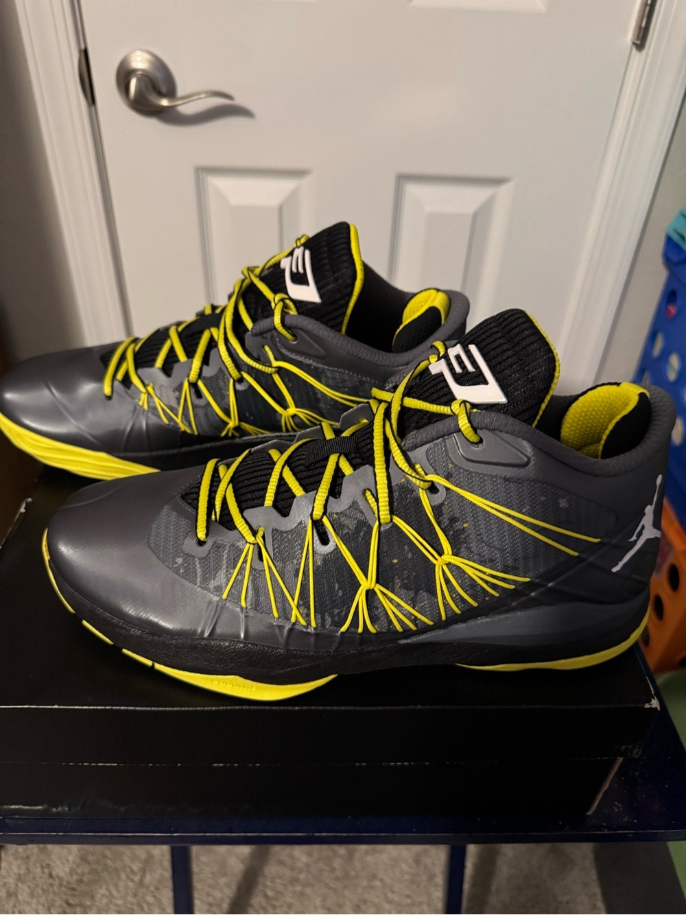 Jordan CP3.VII Sneakers Size 11 in dark grey, yellow and white